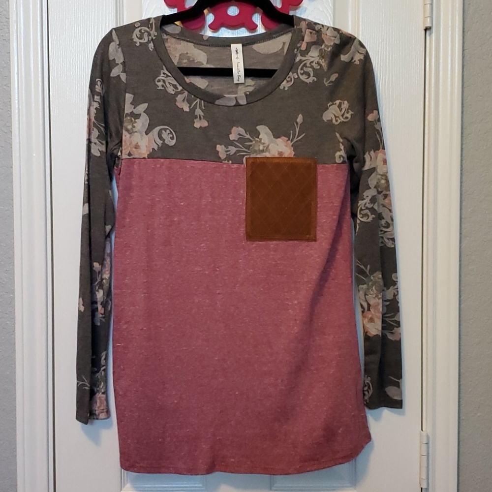New blocked long sleeve top